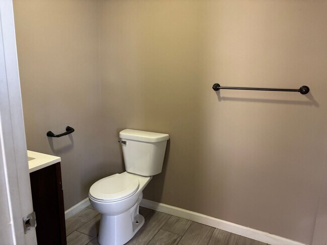 Building Photo - Ask About our Move in Special! Charming 3 Bed 1.5 Bath Home With Fenced Yard