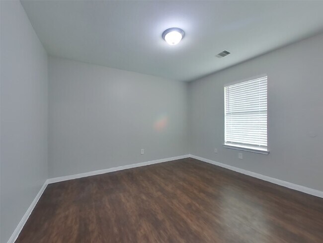 Building Photo - 21419 Palma Grove Way