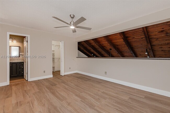 Building Photo - 1504 NW 112th Terrace
