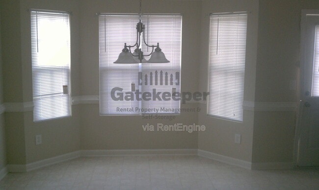 Building Photo - 5616 Union Pointe Dr