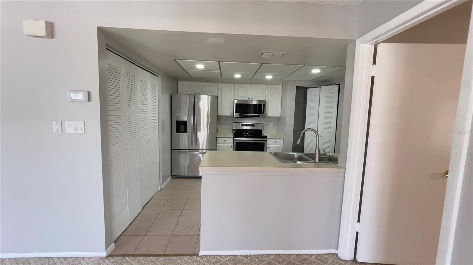 Kitchen with SS Appliances - 4448 Pinebark Ave