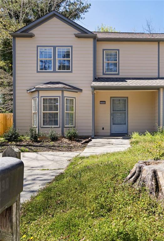 Building Photo - 2898 Lakemont Dr SW