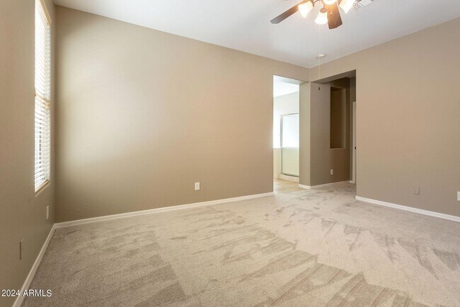 Building Photo - 30153 N 71st Dr