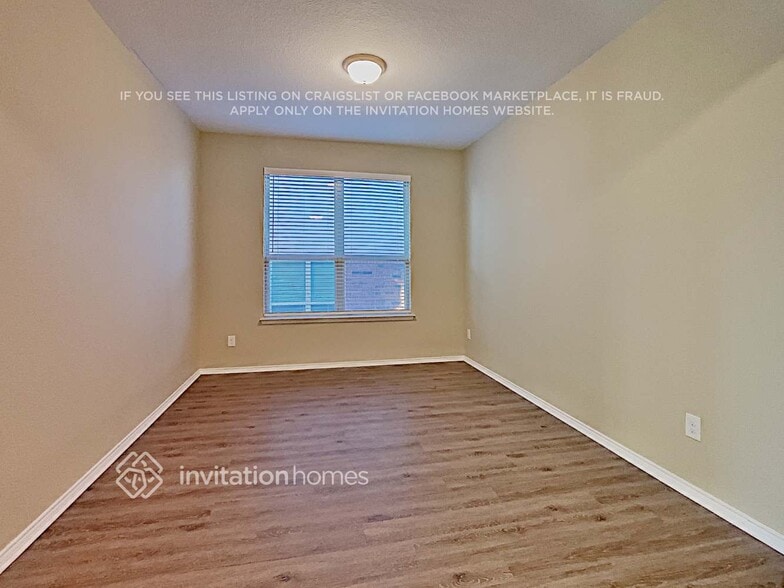 Building Photo - 3205 Peninsula Trail