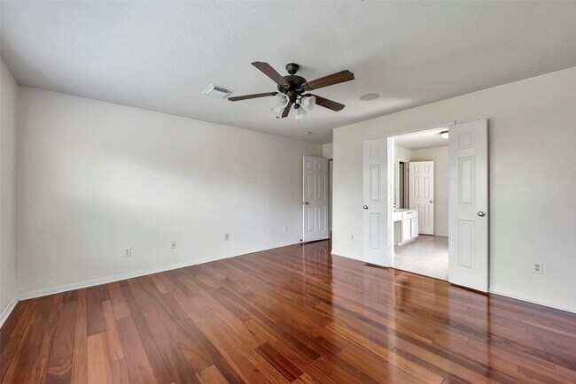 Building Photo - 2239 Waxwing Dr