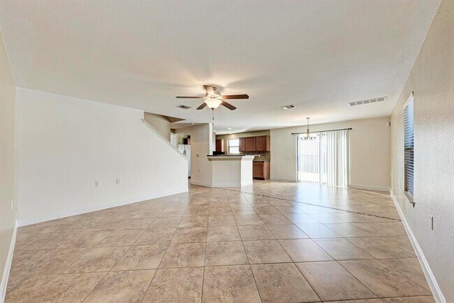 Building Photo - 8824 Edmundsbury Dr