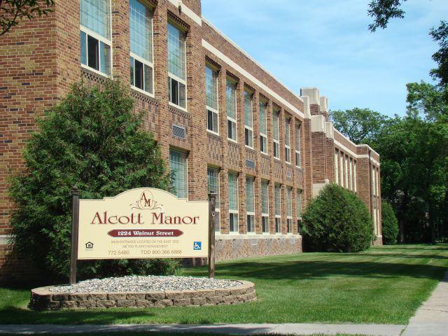 Building Photo - Alcott Manor