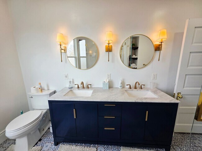 Building Photo - 9 Bailey Ave