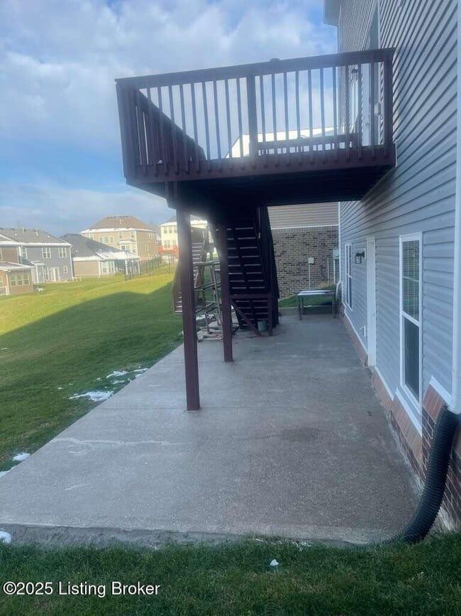 Building Photo - 114 Belden Trl