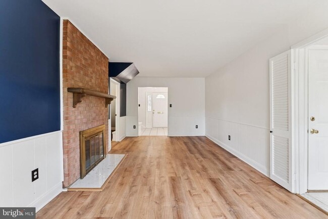 Building Photo - 8525 Bound Brook Ln
