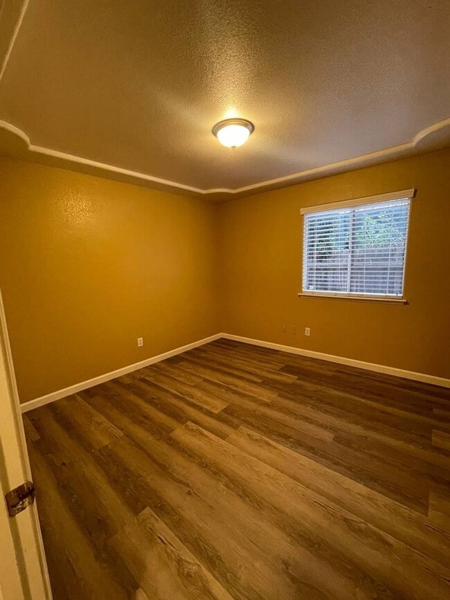 Building Photo - Live Vibrantly at 2488 Plumwood!