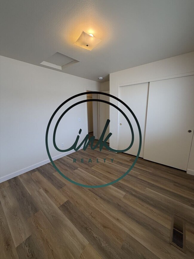 Building Photo - PA101-101 Palmer