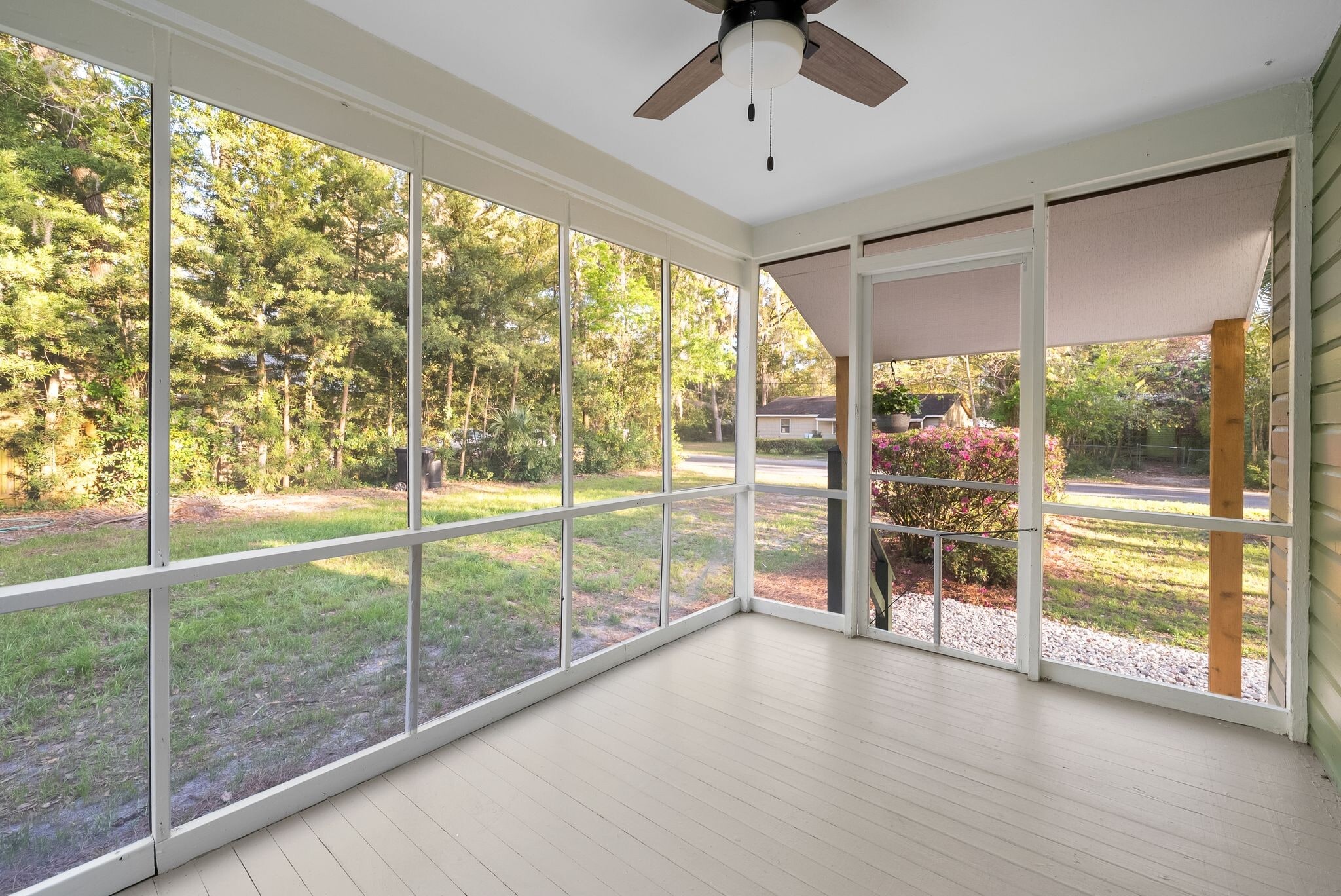 Building Photo - 1010 NE 7th Pl