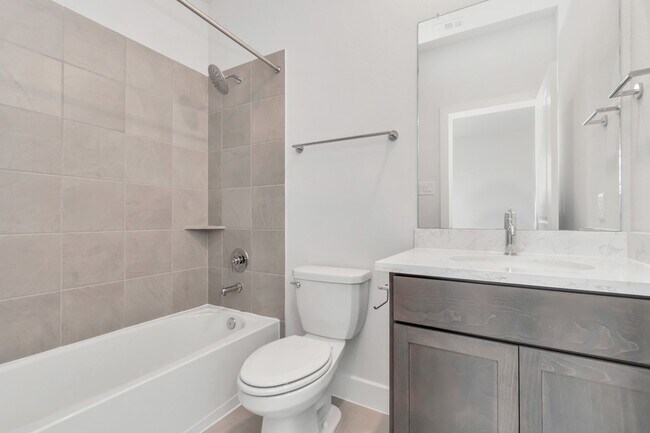 Building Photo - 21118 Chelton Bch Dr