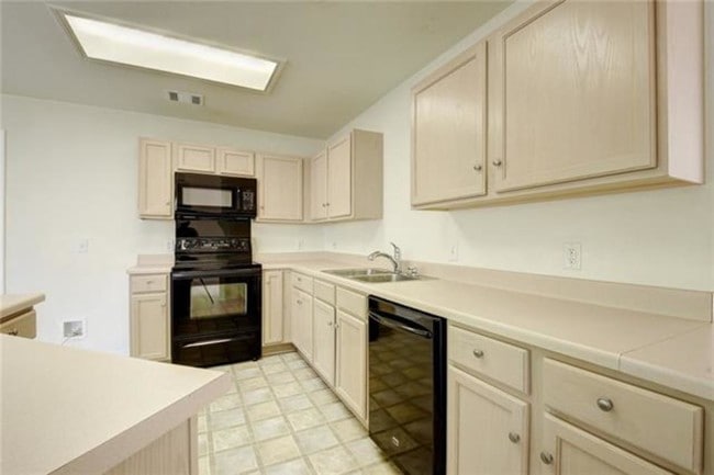 Building Photo - 4500 Tiny Seed Cove