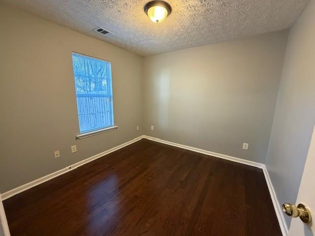 Building Photo - 70 Kenzi Way SW