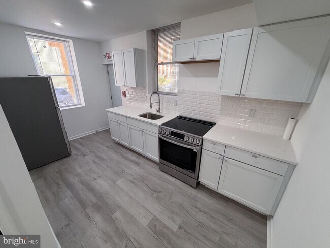 Building Photo - 1621 N 33rd St