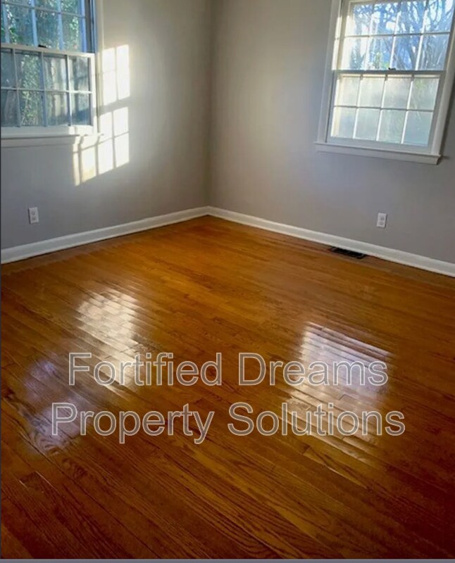 Building Photo - 1801 W Cone Blvd