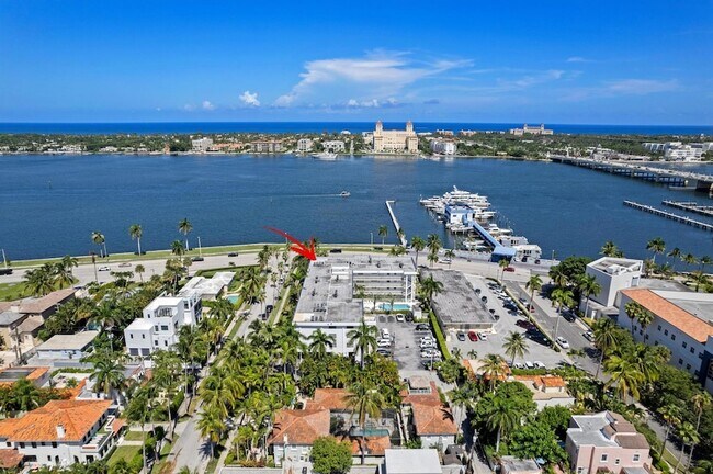 Building Photo - 917 N Flagler Dr