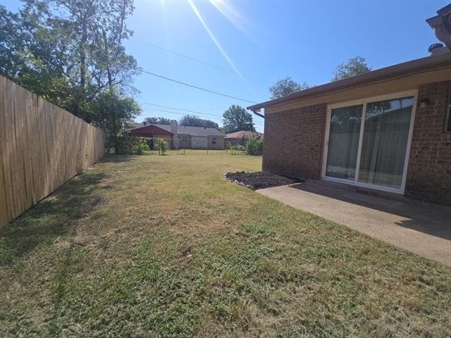 Building Photo - 6620 Lyndale Dr