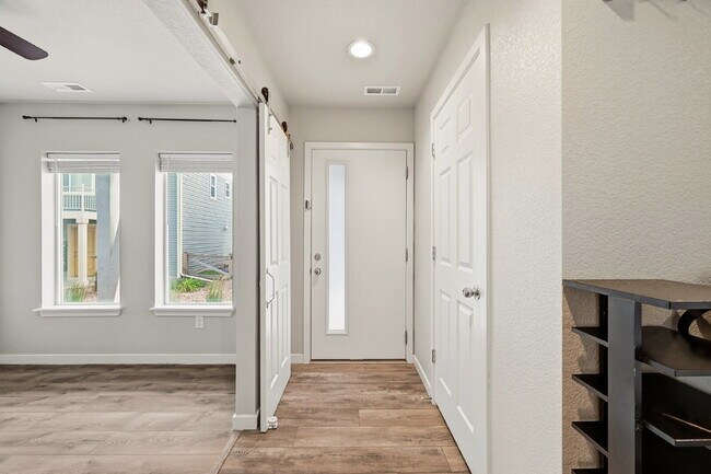 Building Photo - $2,245.95, 3 bed, 2.5 bath, located in Colorado Springs with a Balcony