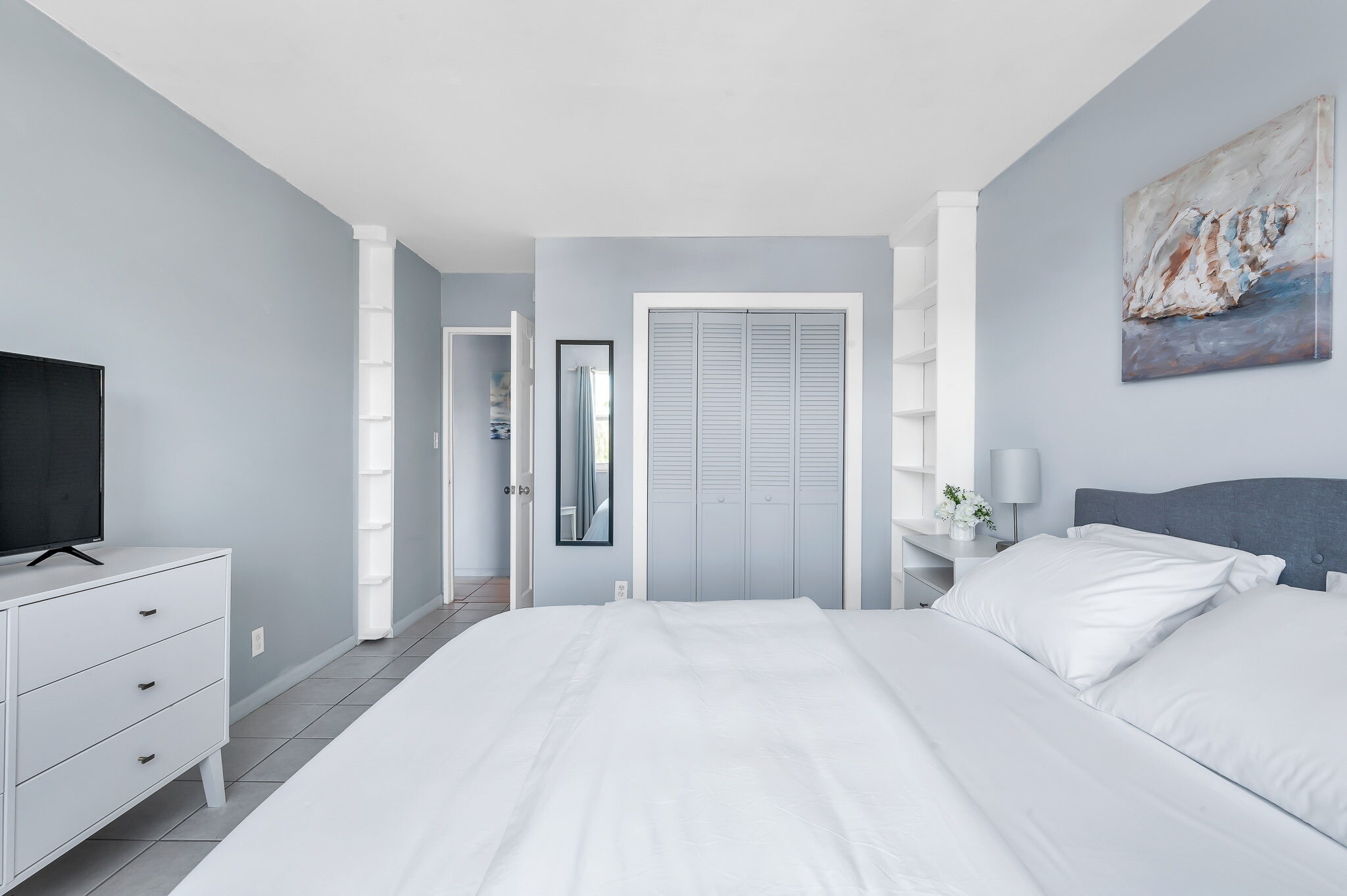 Building Photo - 3201 NE 14th Street Causeway