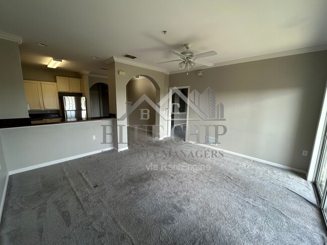 Building Photo - 302 Avalon Rd