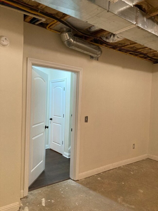 Building Photo - 108 Carriage Hills Ln