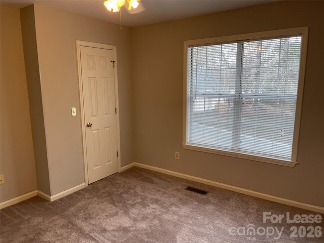 Building Photo - 6725 Bevington Ridge Rd