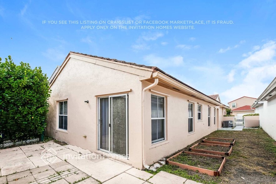 Building Photo - 18466 NW 22nd St