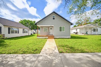 Building Photo - Please View 3D Virtual Walk-Through Before Scheduling a Showing