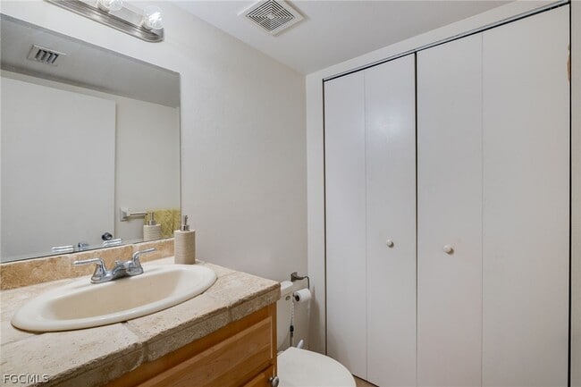 Building Photo - 3265 Royal Canadian Trace