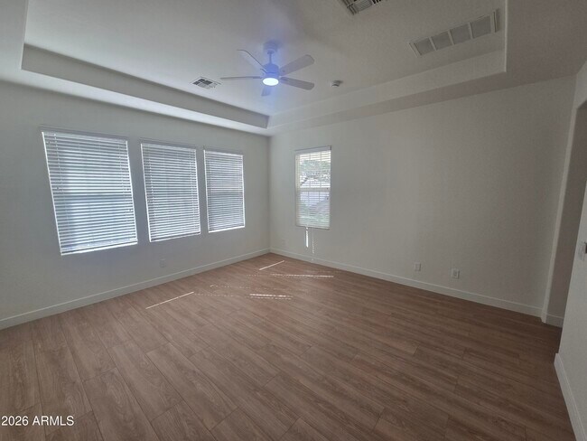 Building Photo - 20849 W Werner Pl