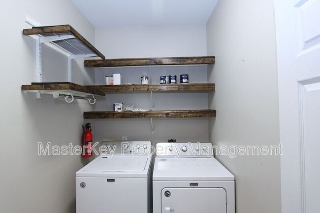 Building Photo - 309 Glaston Ct