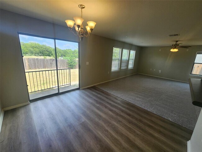 Building Photo - 9417 Edmundsbury Dr