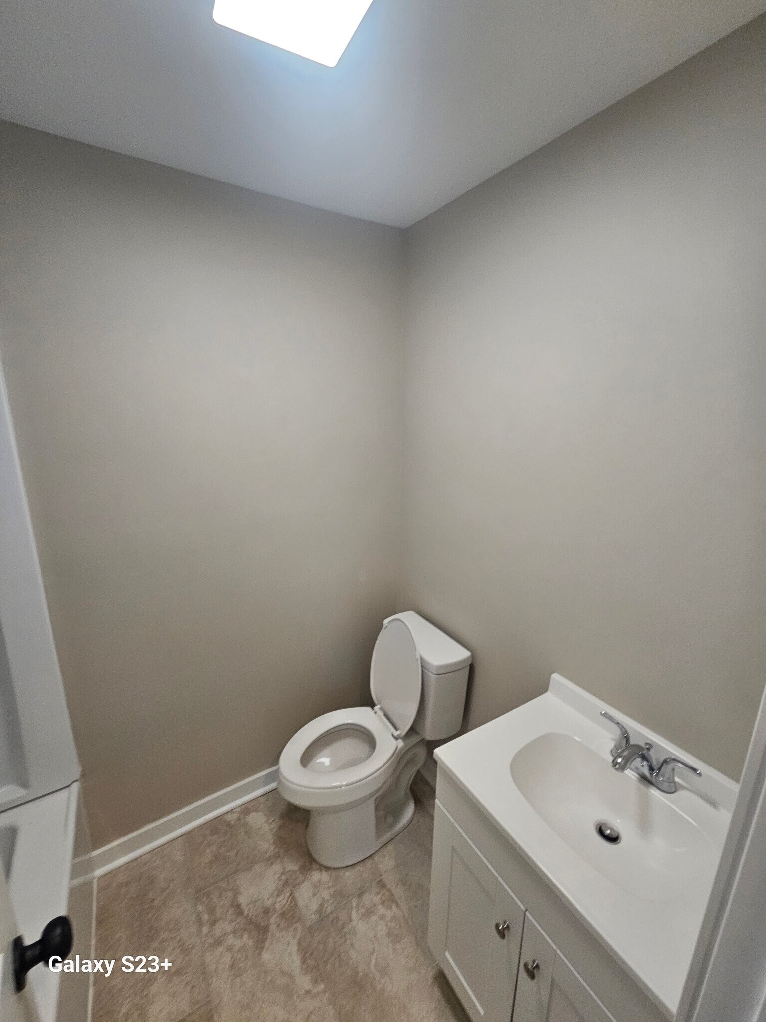 Building Photo - 13 Acme St