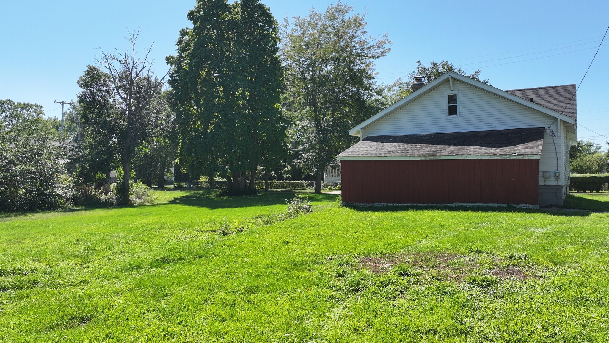 Building Photo - 2128 Fordney St