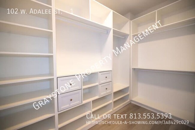 Building Photo - 102 W Adalee St