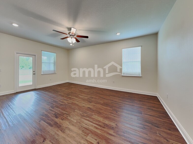 Building Photo - 3627 Windward Hls Blvd