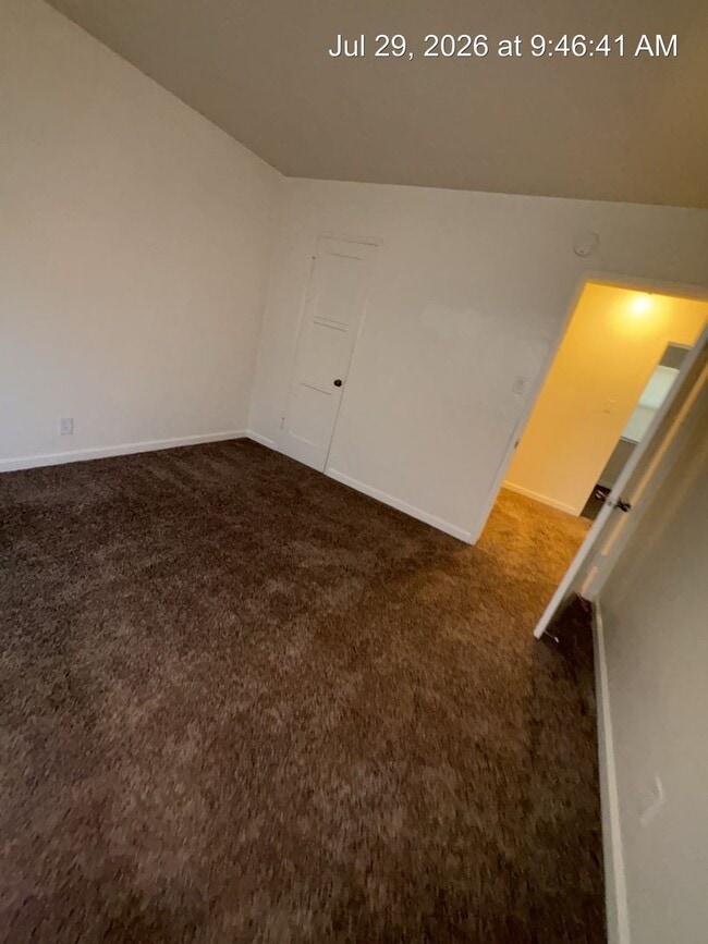 Building Photo - 3861