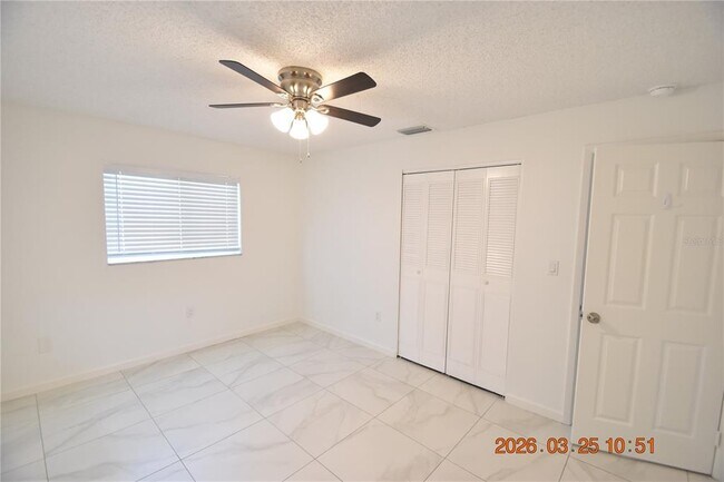 Building Photo - 2600 60th Ave S