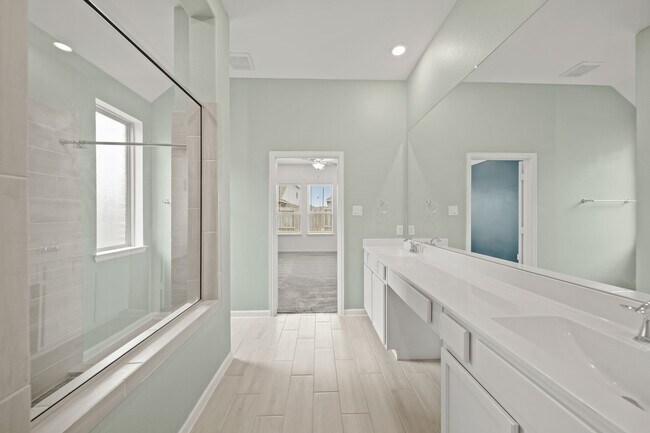 Building Photo - 2427 Madera Landing Ln