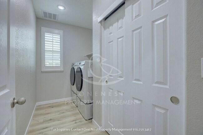 Building Photo - Brand new-4 bedroom, loft, 3 bathroom - Li...