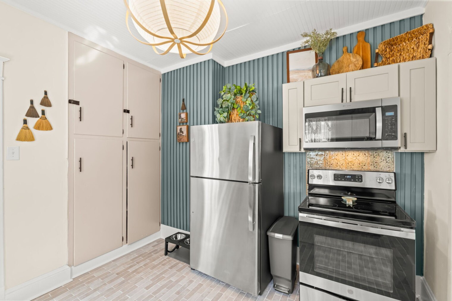 Building Photo - 808 Carrick St