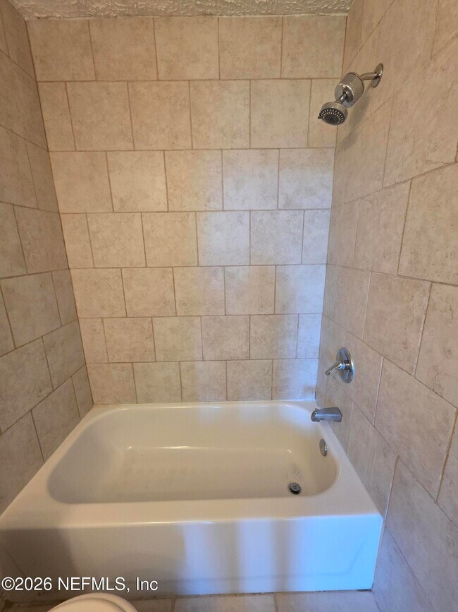 Building Photo - 1603 Challenger Ct W