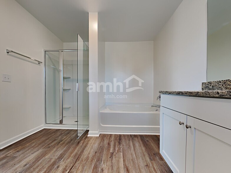 Building Photo - 1337 John Swann St