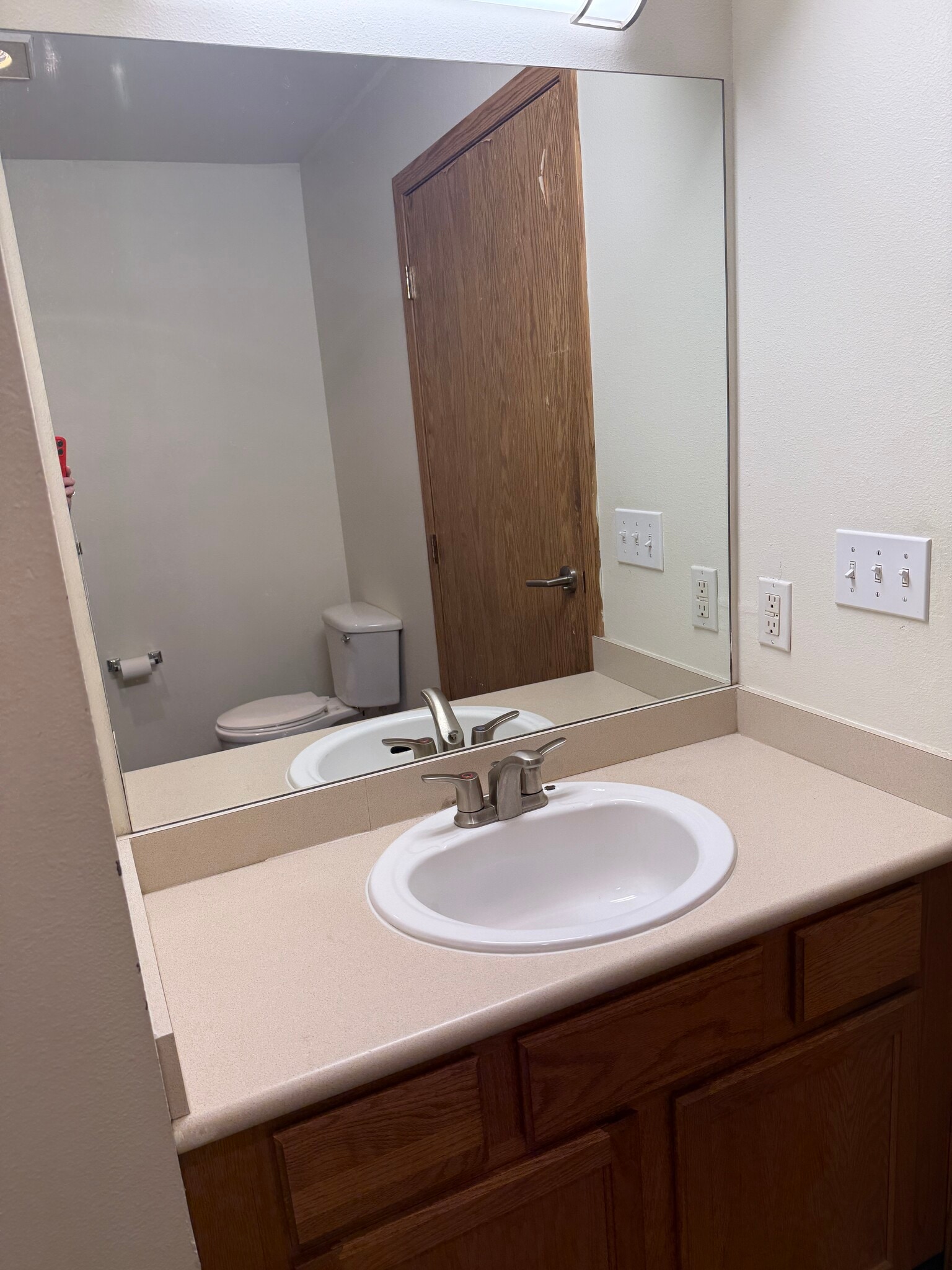 Bathroom - 620 Lincoln St