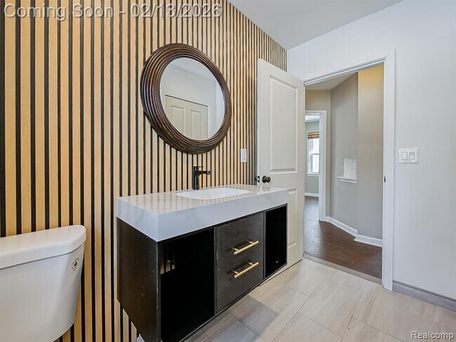 Building Photo - 25330 Brookview St