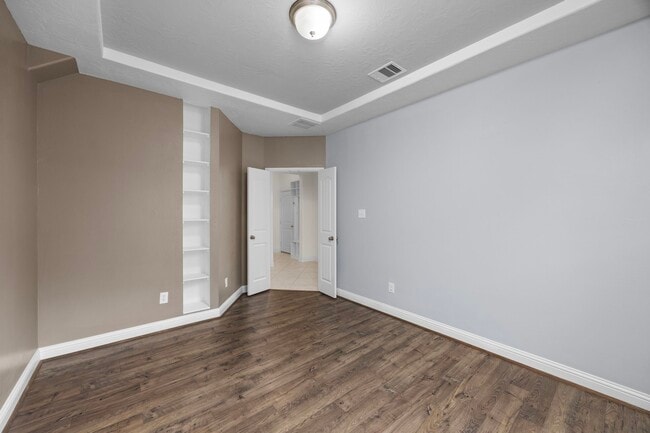 Building Photo - 8222 Lockridge Terrace Ln