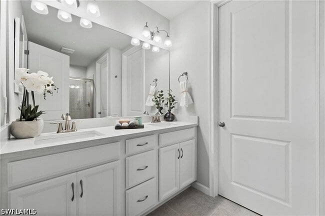 Building Photo - 4676 Arboretum Cir